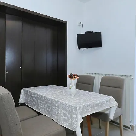 Alicia Guest house 3*