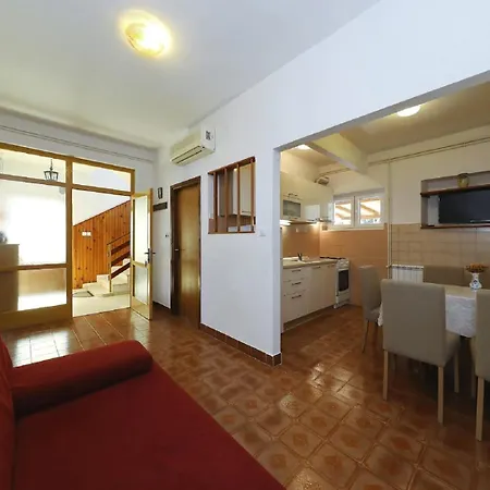 Alicia Guest house Tkon