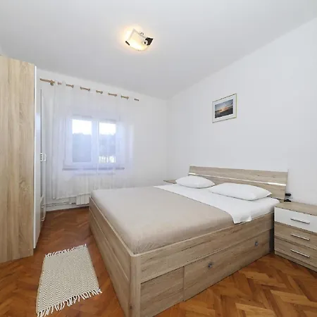 Guest house Alicia 3*